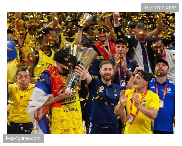 2006世界杯意大利队加冕冠军 蓝衣军团点球大战夺魁