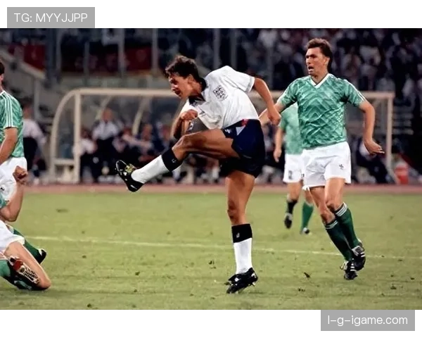 1990年世界杯：绿茵场上的胜利如何凝聚分裂后的德国