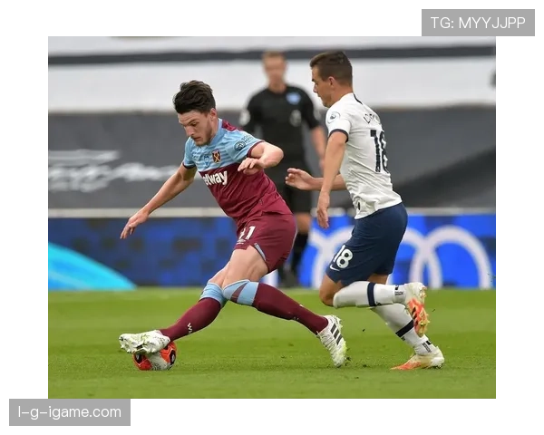 B费 vs 哈弗茨:前腰角色的战术功能与进攻参与度对比 B费 vs 哈弗茨:前腰角色的战术功能与进攻参与度对比